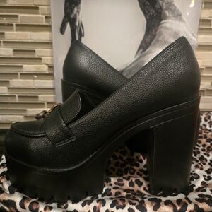 Black Platform Loafers Sz 10, Never Worn